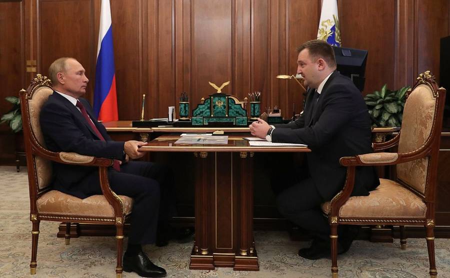 Президент России Владимир Путин встретился с руководителем Росмолодежи Александром Бугаевым