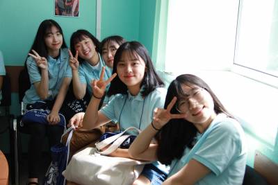 Школьники Южной Кореи благодарят за теплый прием!